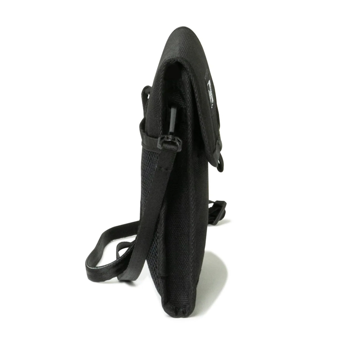 [New Era]★25SS★韓国人気★BOXLOGO NECK STRAP CAP POUCH 韓国 New Era(ニューエラ) 財布・雑貨(メンズ) - 海外通販のBUYMA